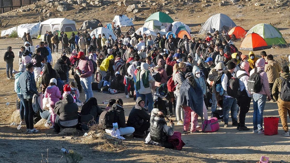 Border of migrants