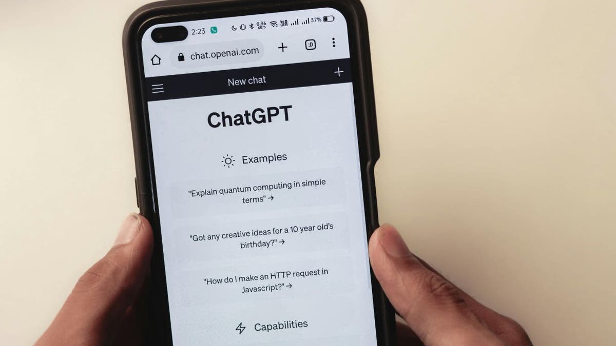 The scammers can exploit your data from only 1 Chatgpt search