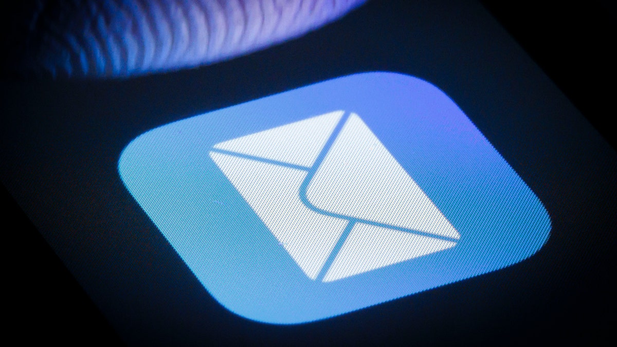 E -mail app icon